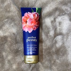Perfect Peony 24 hour moisture body cream